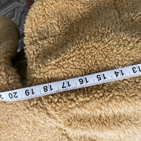 NWOT Vmong size medium Brown Teddy bear jacket - Picture 10 of 11